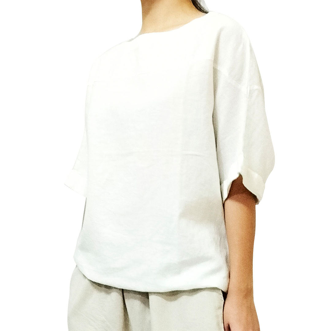 New Women's Cotton Linen Clothing: Vintage Loose-Fit Lightweight Sand-Washed Round Neck Patchwork Short-Sleeve Top in Cotton Linen.