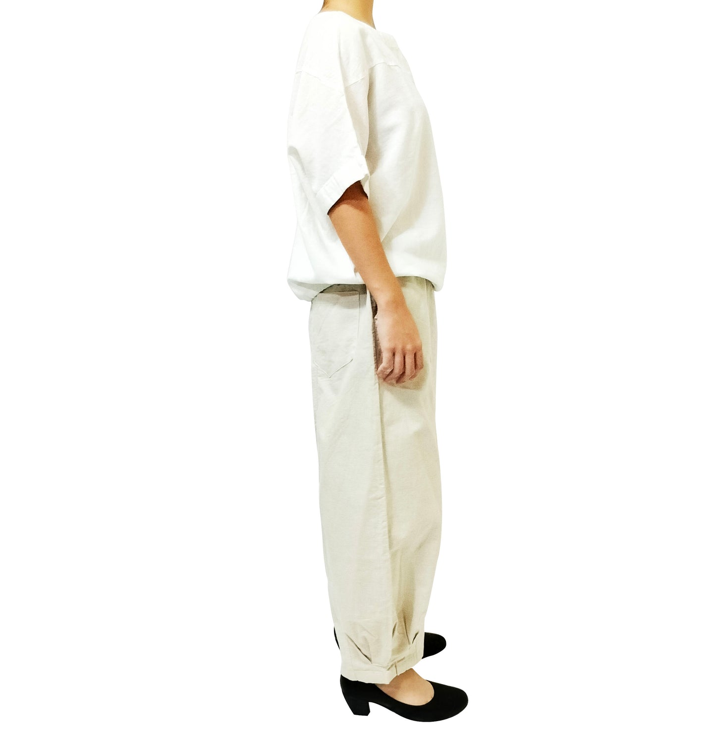 New Women's Cotton Linen Clothing: Vintage Loose-Fit Lightweight Sand-Washed Round Neck Patchwork Short-Sleeve Top in Cotton Linen.