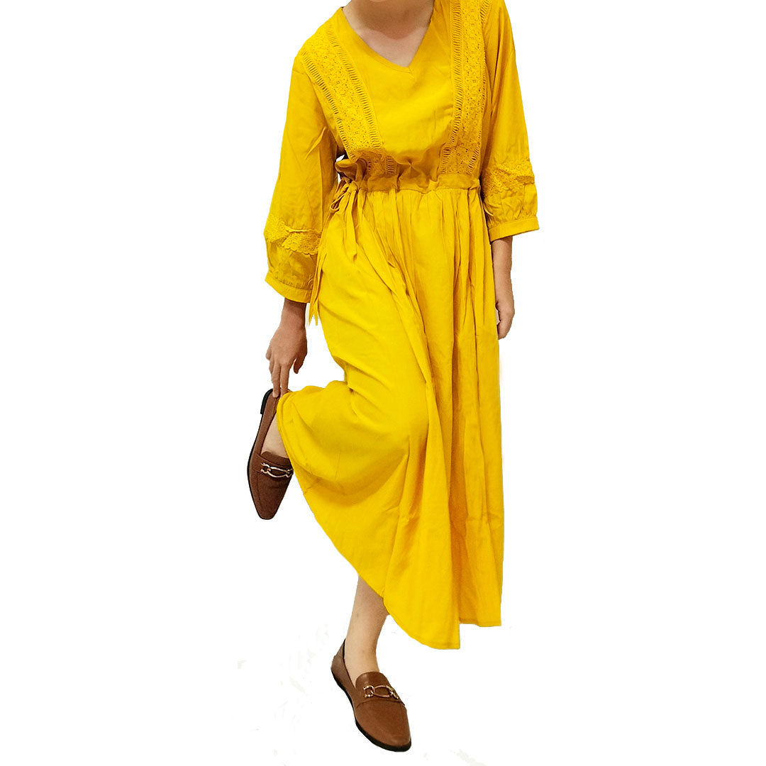 Comfortable, Stylish, and Minimalistic Seven-Quarter Sleeve Artistic Belted Maxi Dress with Long V-Neck