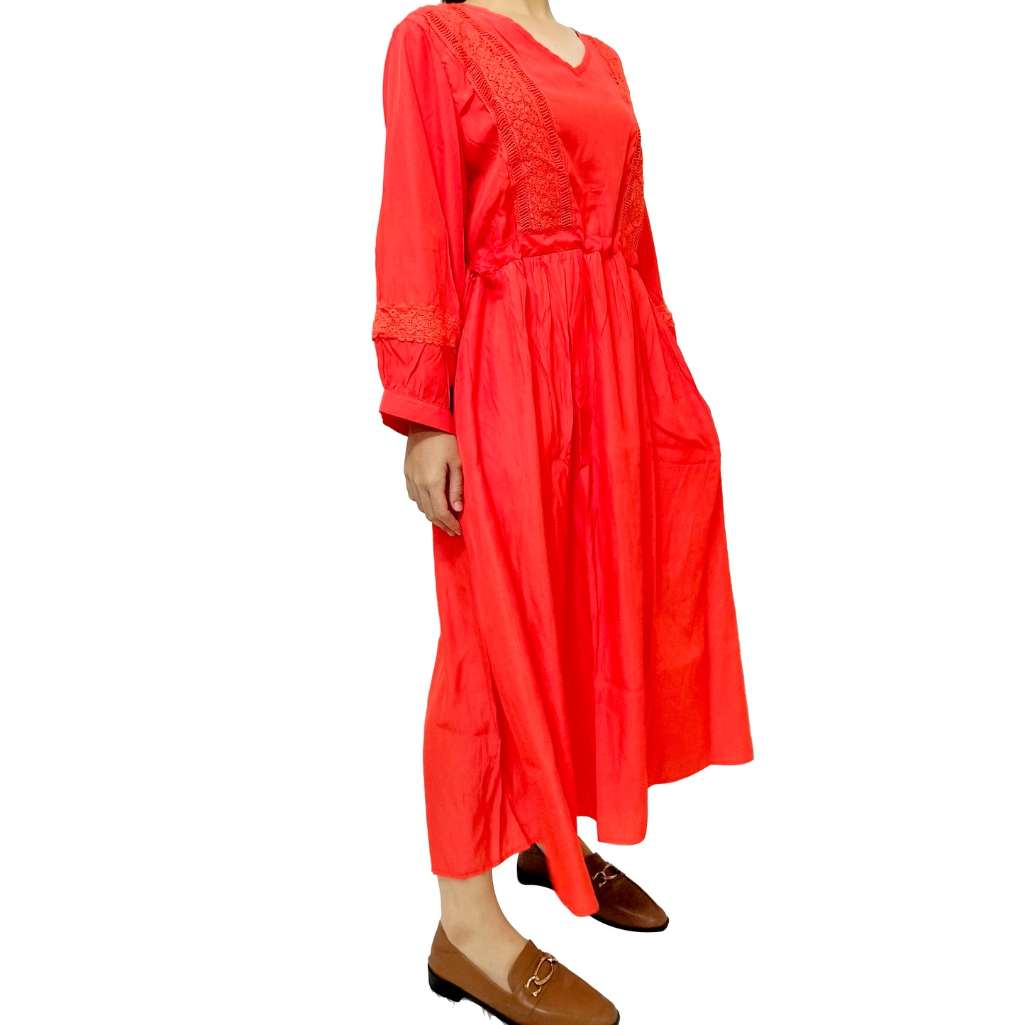 Comfortable, Stylish, and Minimalistic Seven-Quarter Sleeve Artistic Belted Maxi Dress with Long V-Neck