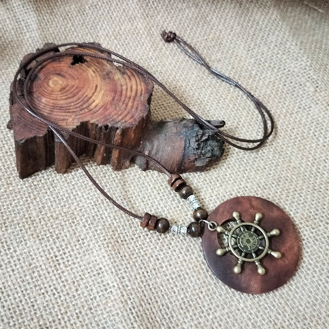 Vintage Ethnic Style Beaded Wooden Hollow Pendant Necklace (Ship's Wheel)