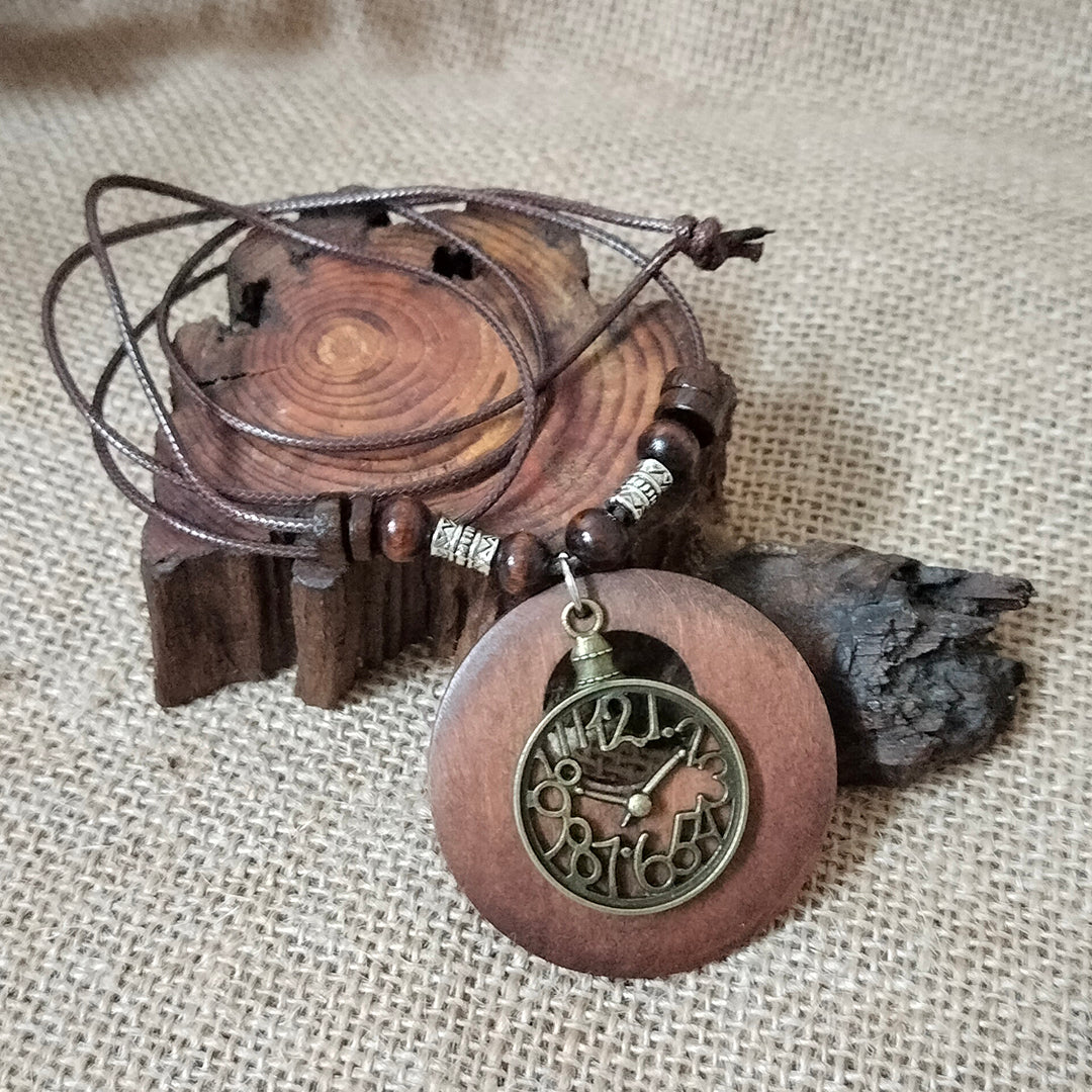 Vintage Ethnic Style Beaded Wooden Hollow Pendant Necklace (Clock)