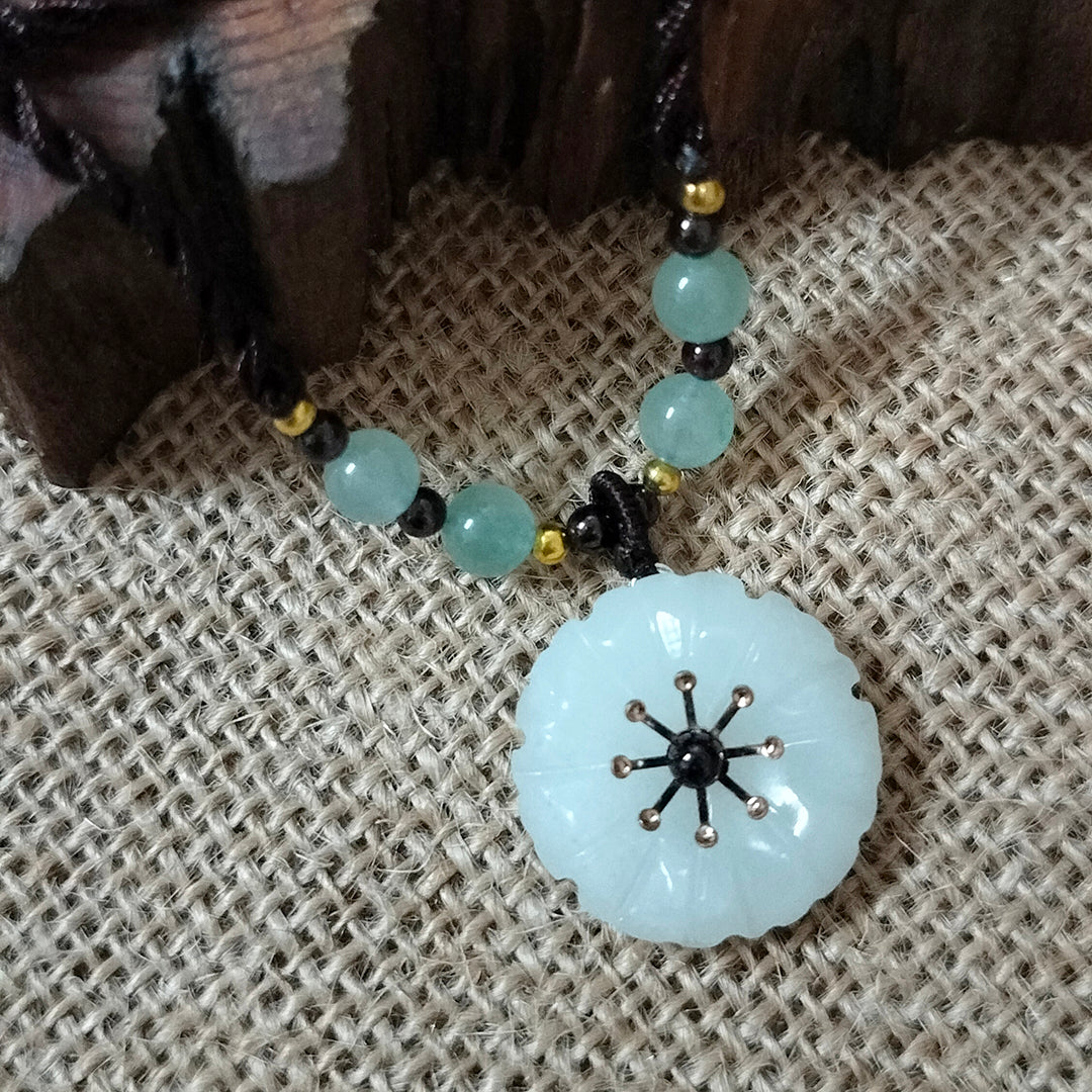 Ethnic Style Xiuyu Jade Floral Pendant Necklace