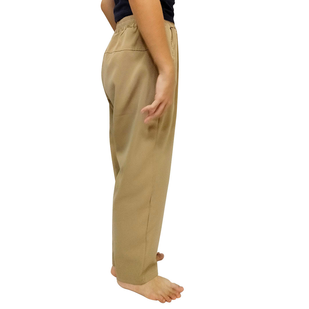 Loose-fitting straight-leg trousers