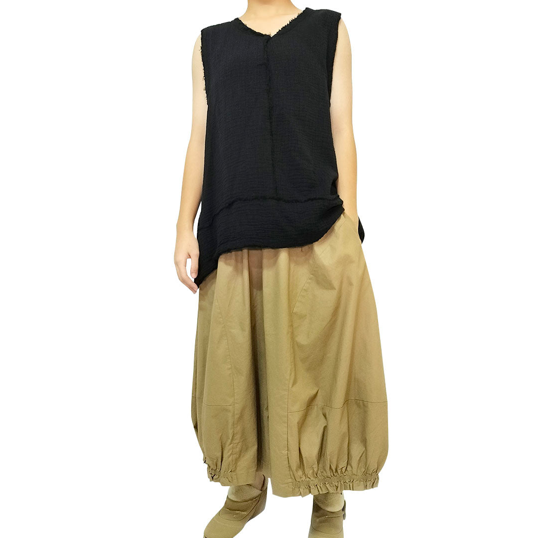 Retro Cotton Wide-Leg Pants: Elastic Waist, Ruffled Edges, and Cropped Length