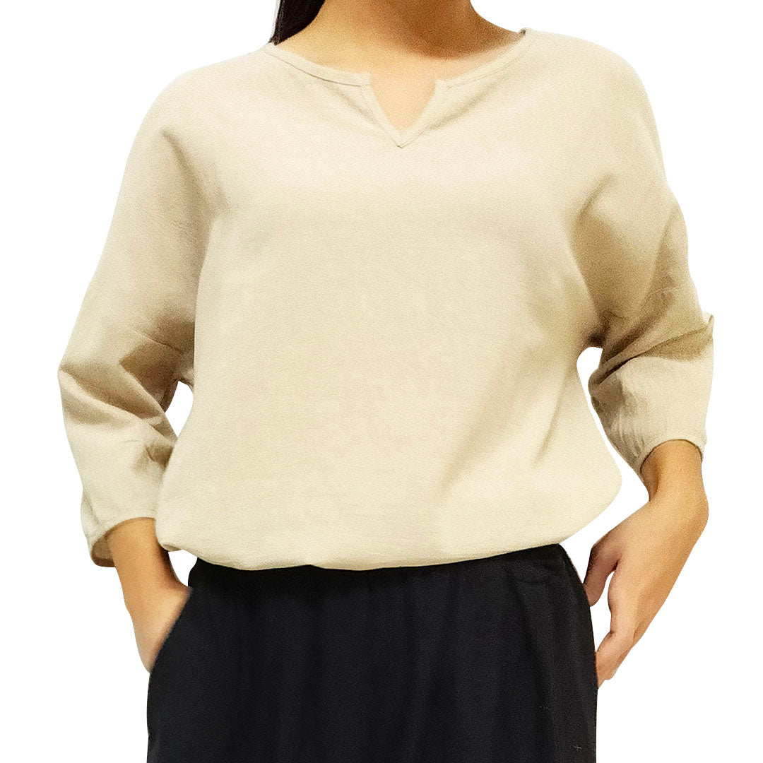 Mid-sleeved loose top