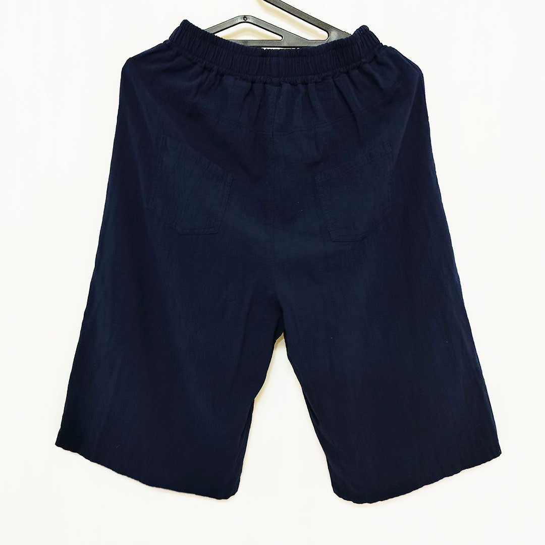 New in Cotton Linen: Vintage Chic Sand-Washed Straight-Leg Capris for a Slimming Effect