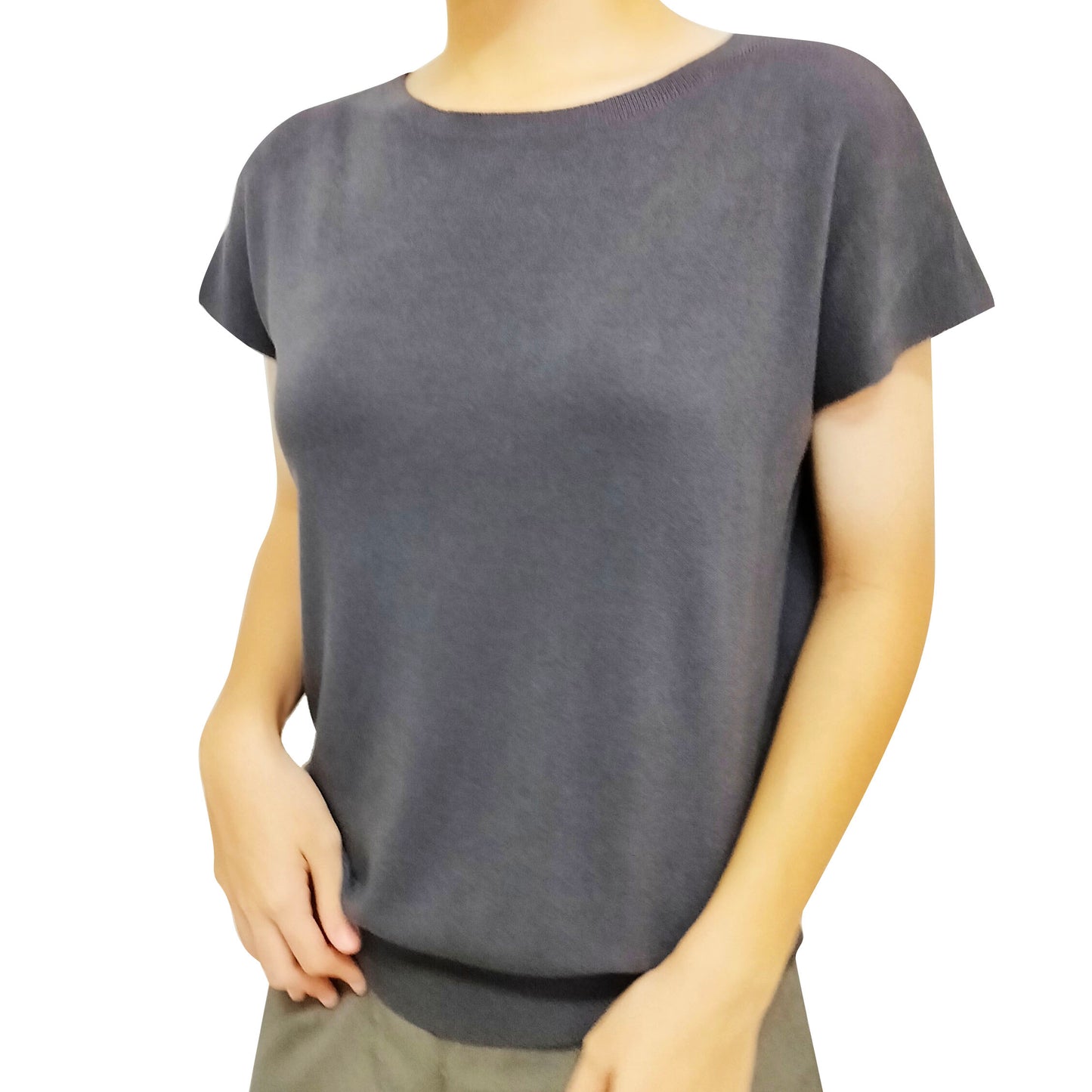 2025 New Loose Fit Women’s T-Shirt: Korean Style Batwing Sleeve Knit Top