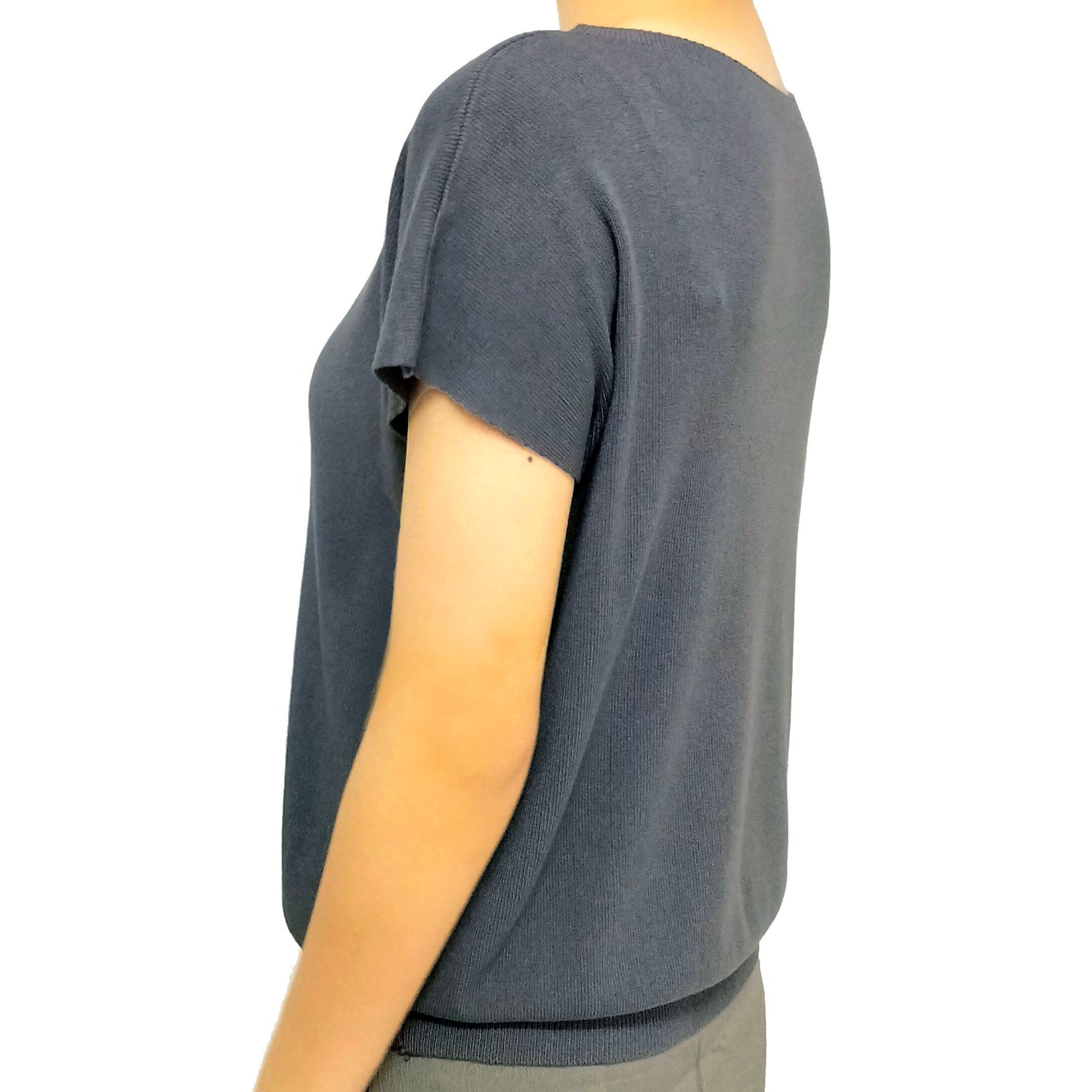 2025 New Loose Fit Women’s T-Shirt: Korean Style Batwing Sleeve Knit Top