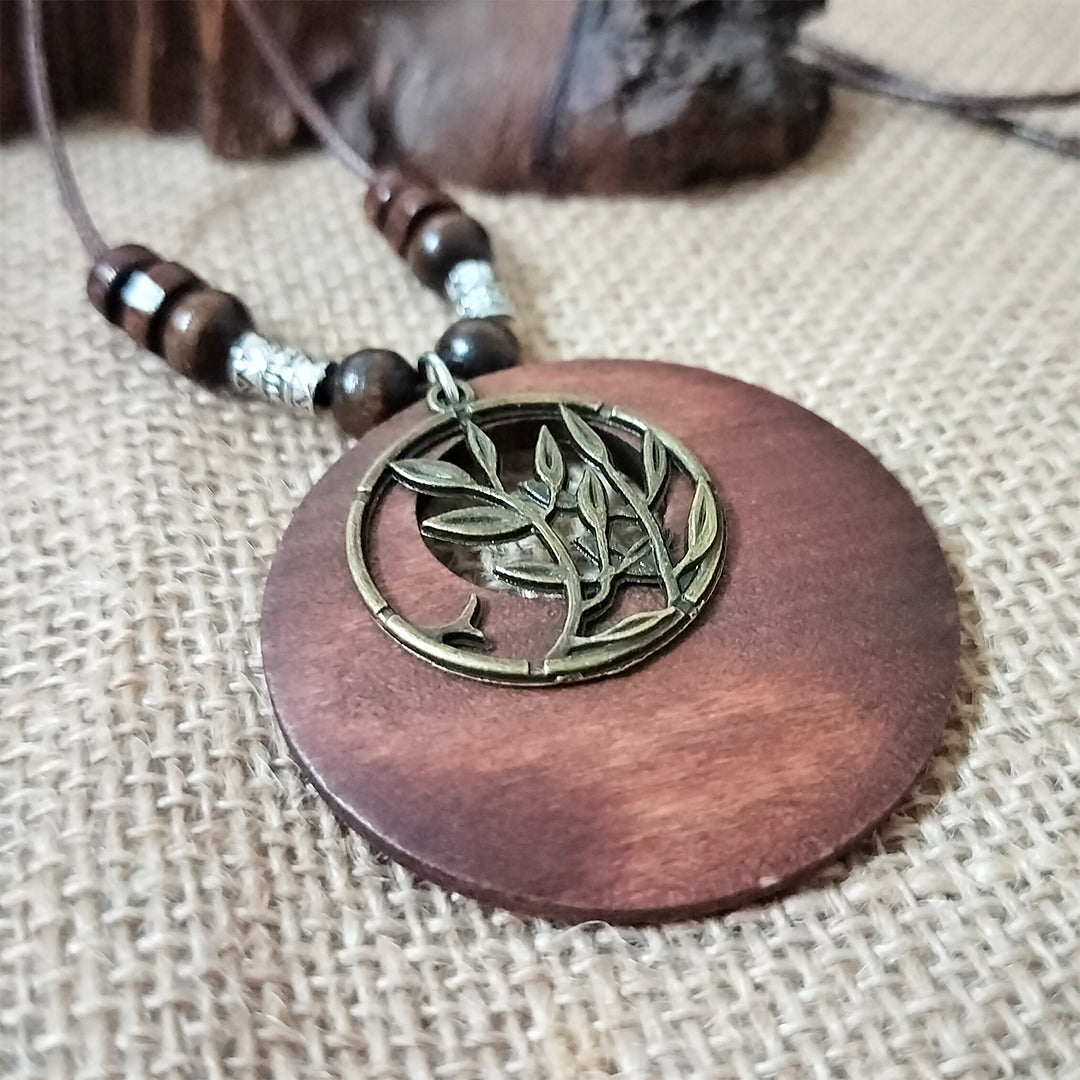 Vintage Ethnic Style Beaded Wooden Hollow Pendant Necklace (Circular Tree)