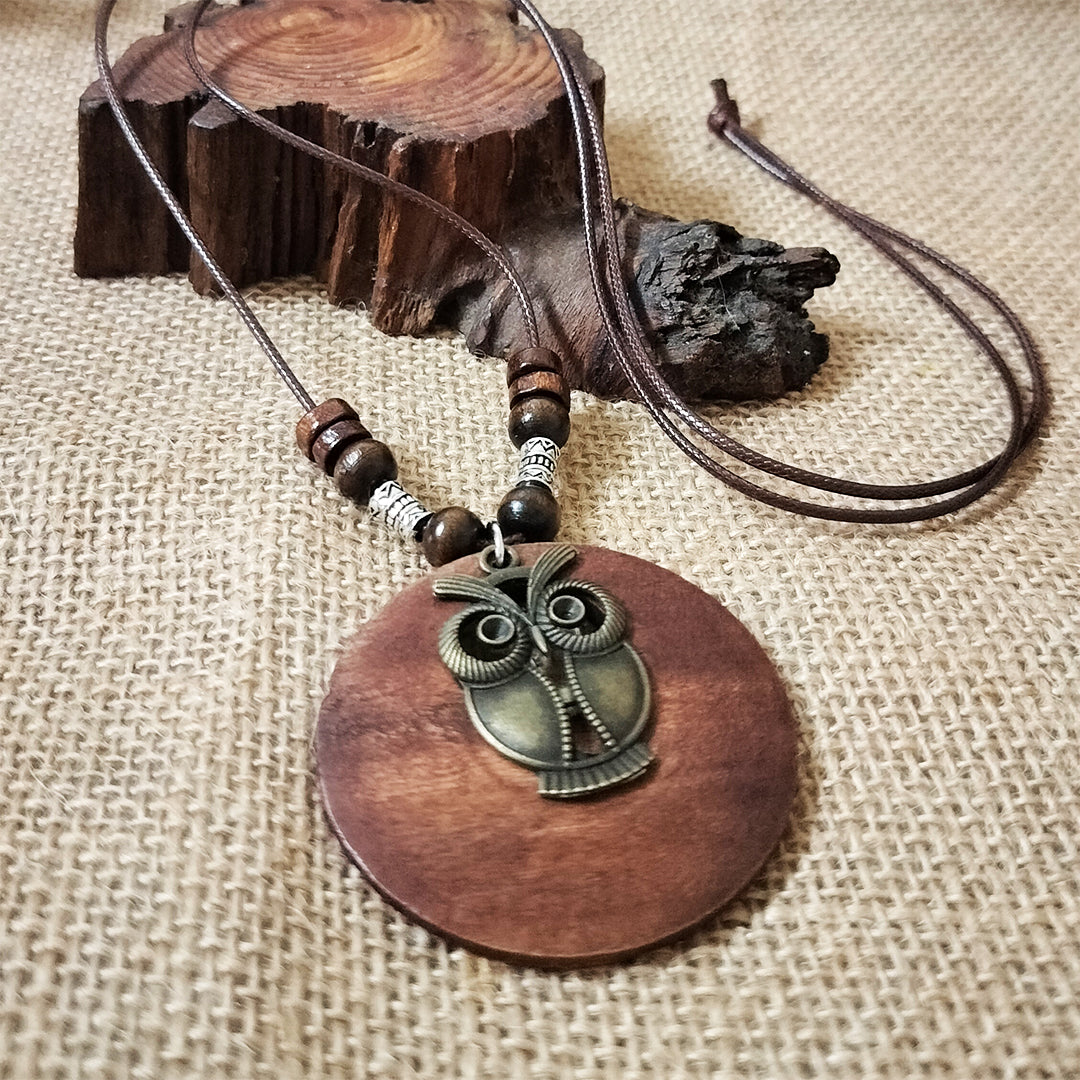 Vintage Ethnic Style Beaded Wooden Hollow Pendant Necklace (Owl)