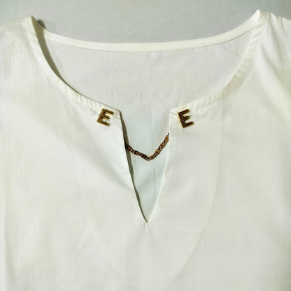 V-neck chic shirt