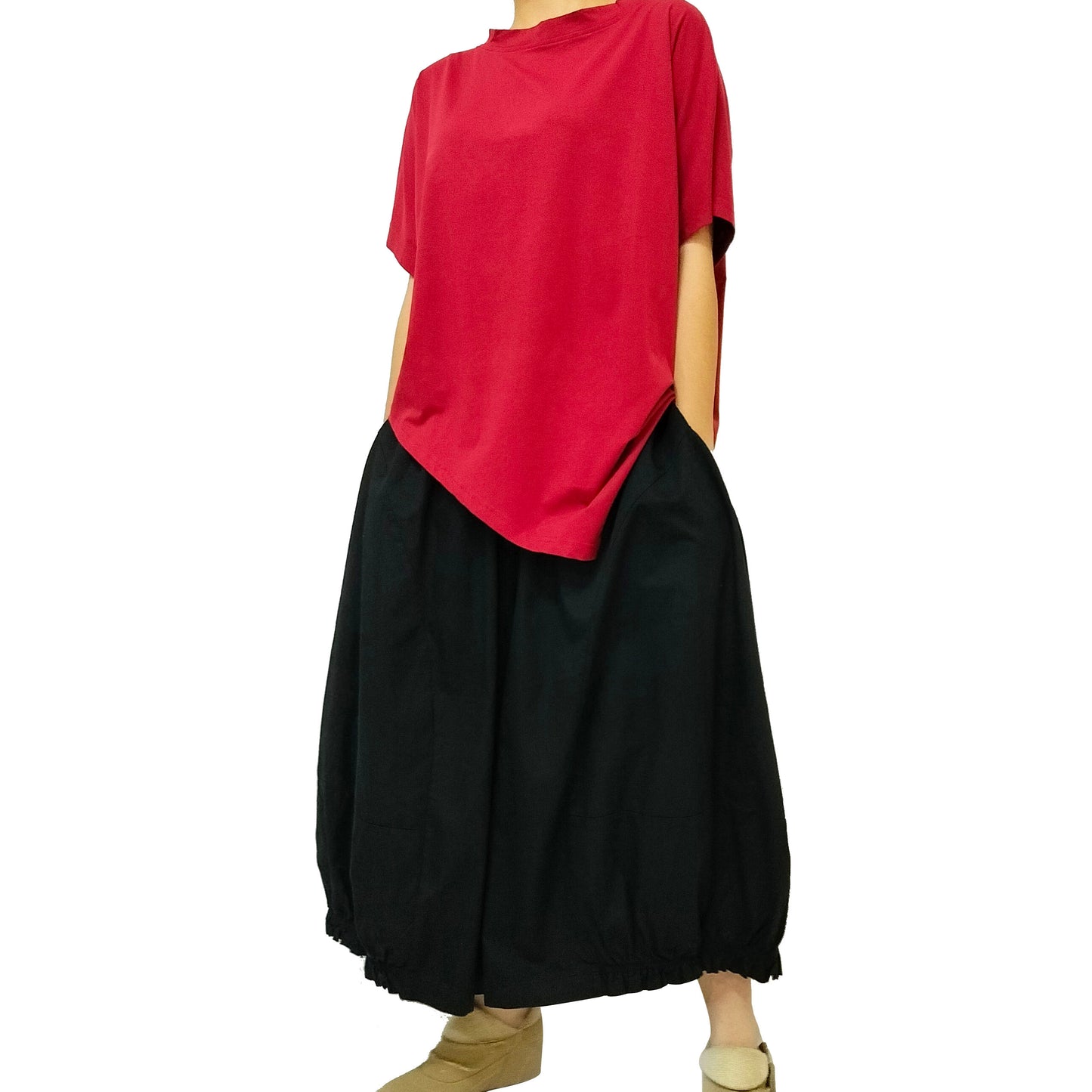 Retro Cotton Wide-Leg Pants: Elastic Waist, Ruffled Edges, and Cropped Length