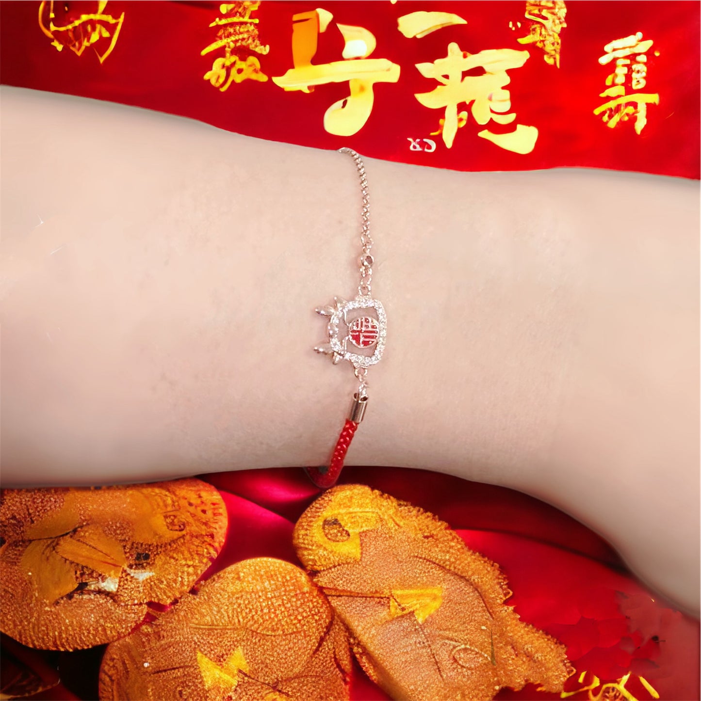 2024祝福龙手链 - 象征龙年，创意红绳配饰，S925纯银
